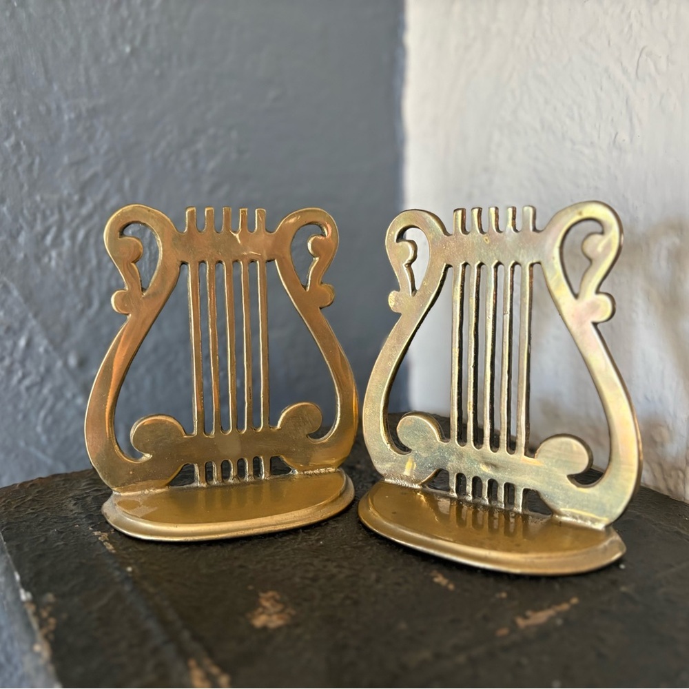 VTG Pair of Brass Lyre or Harp Bookends